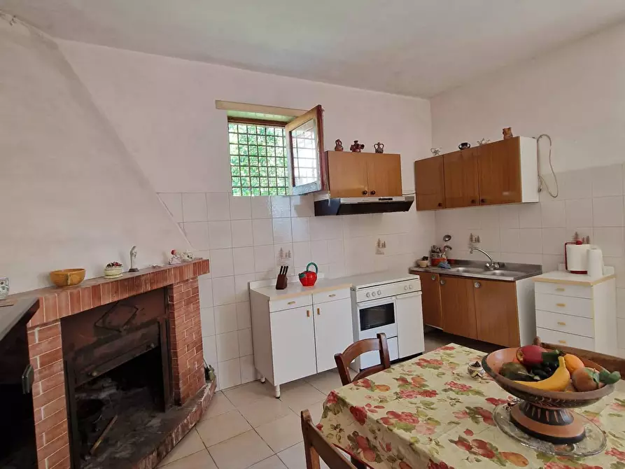 Immagine 4 di Casa semindipendente in vendita  in Via Principe Lancellotti 36 a Aiello Del Sabato