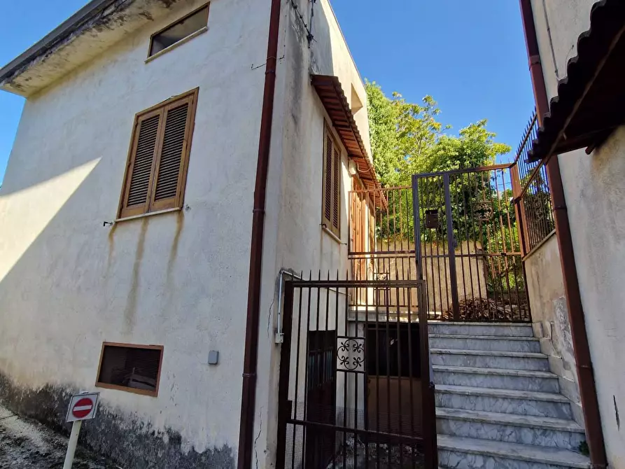 Immagine 14 di Casa semindipendente in vendita  in Via Principe Lancellotti 36 a Aiello Del Sabato