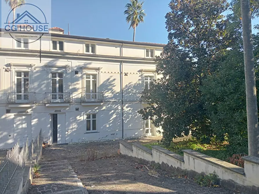 Immagine 18 di Villa in vendita  in Via Provinciale per Pignano a Lauro