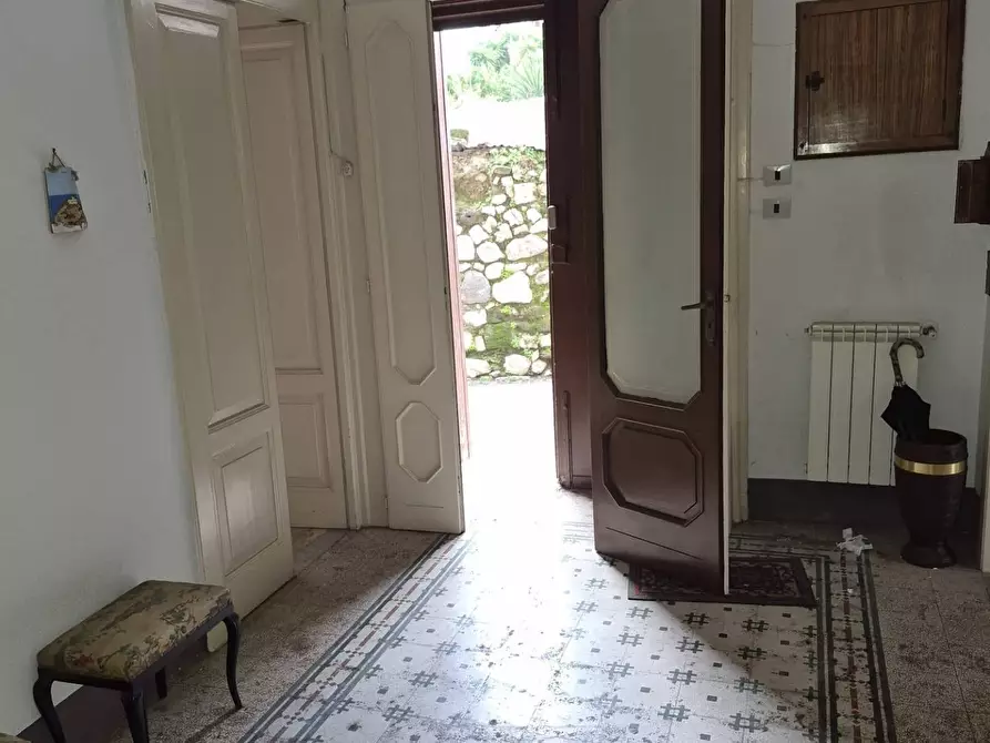 Immagine 3 di Casa semindipendente in vendita  in Via Roma a Greci