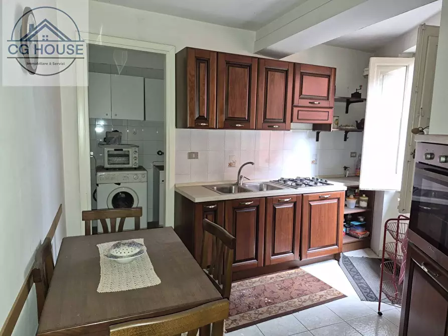 Immagine 1 di Casa semindipendente in vendita  in Via Roma a Greci