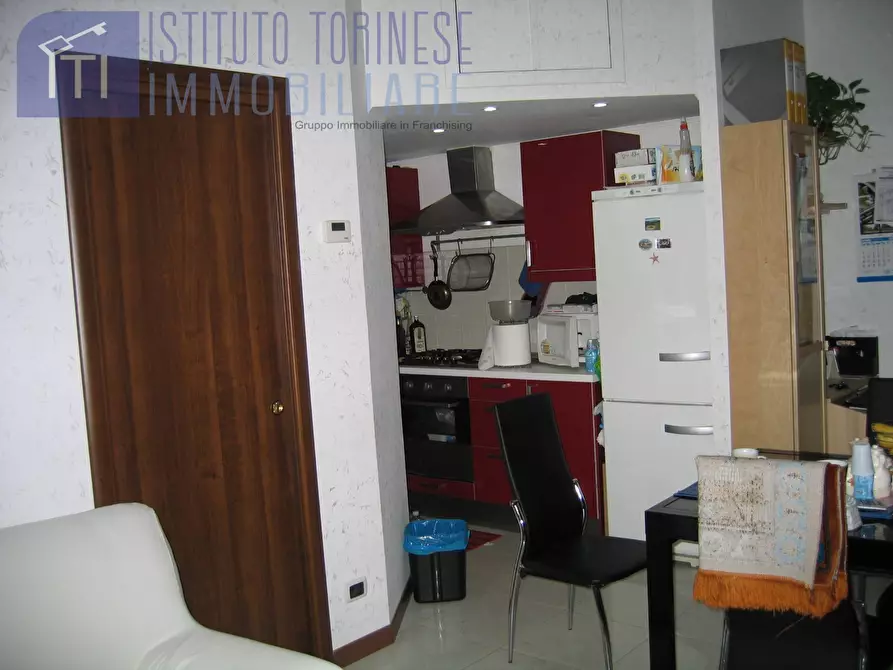 Immagine 2 di Appartamento in vendita  in via della moletta a Roma