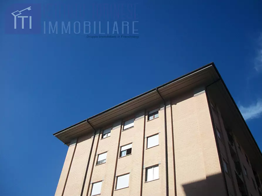 Immagine 1 di Appartamento in vendita  in Via Maurizio Pagliano a Roma