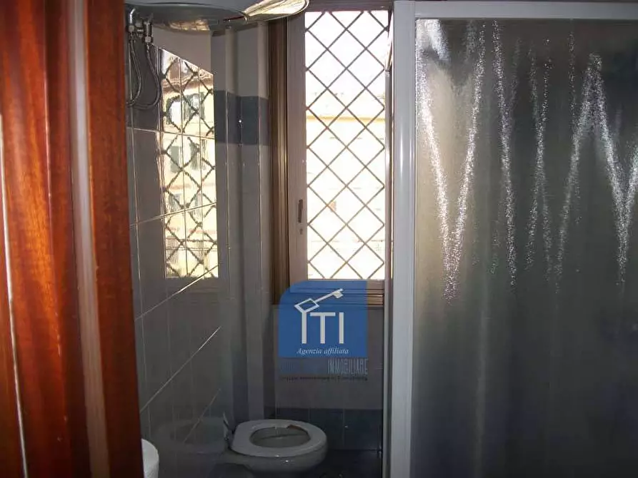 Immagine 9 di Casa semindipendente in affitto  in Viale Del Caravaggio a Roma