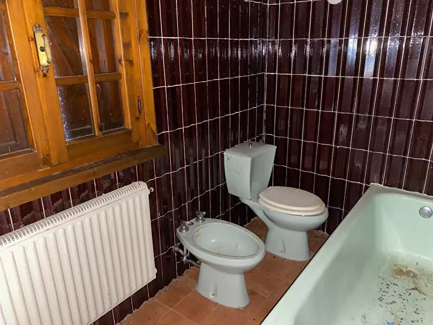 Immagine 17 di Villa in vendita  in via delle selvette 111 a Camaiore