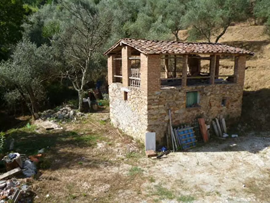 Immagine 17 di Rustico / casale in vendita  in via dei venti 33 a Massarosa