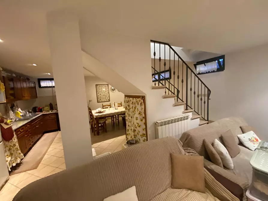 Immagine 10 di Villa in vendita  in via del molinaccio 100 a Massarosa