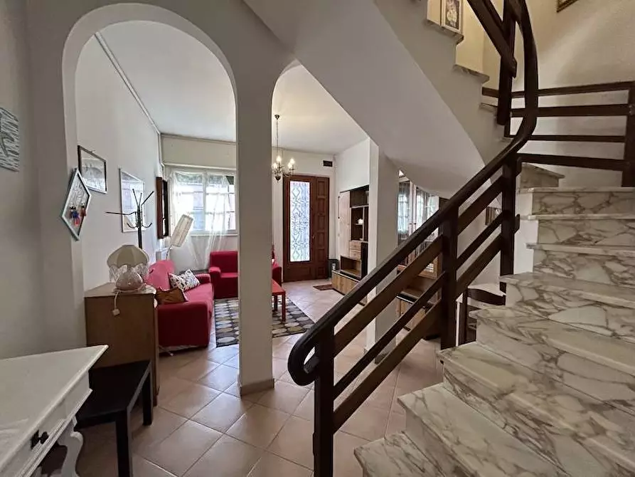 Immagine 8 di Casa indipendente in vendita  in via machiavelli 96 a Viareggio