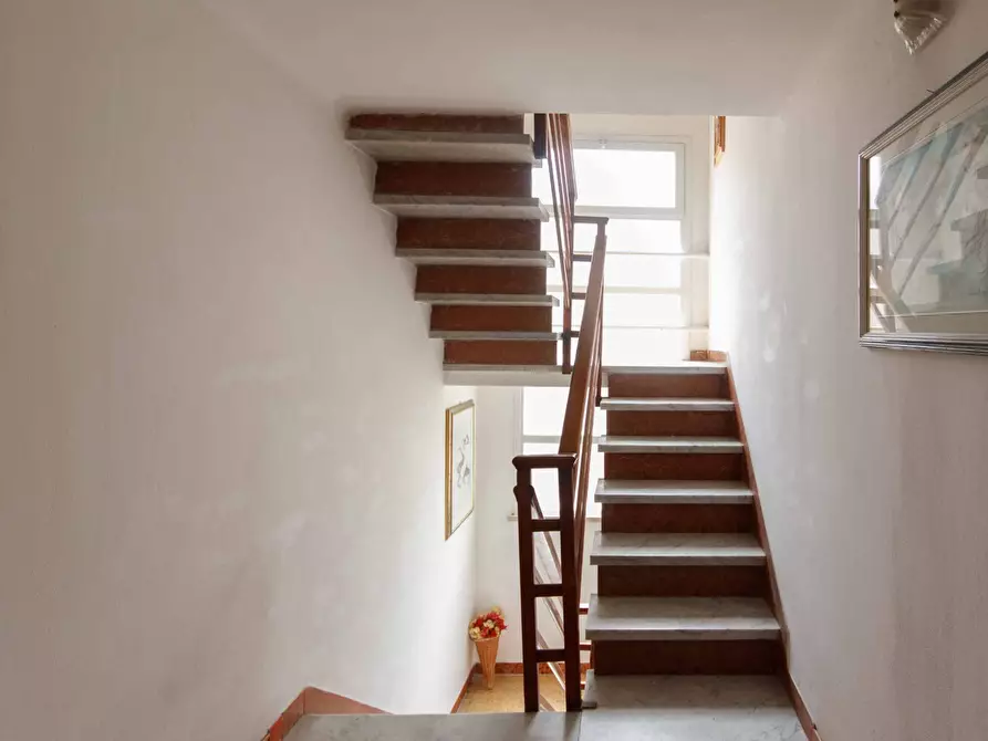 Immagine 10 di Villetta a schiera in vendita  in via fregoli 15 a Viareggio