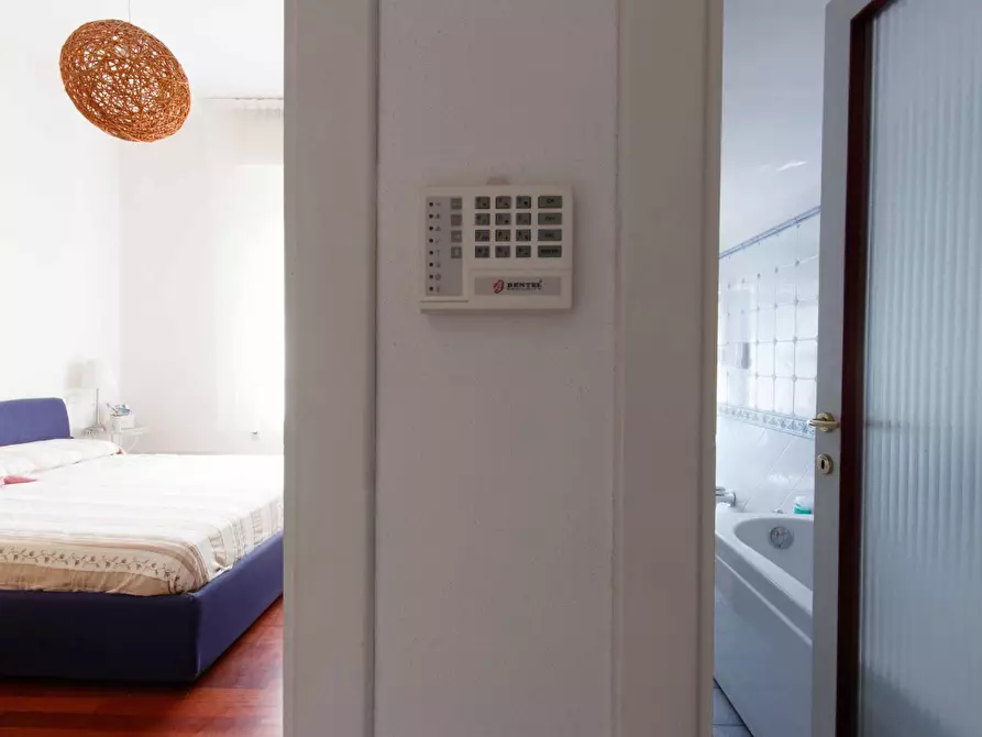 Immagine 17 di Villetta a schiera in vendita  in via fregoli 15 a Viareggio