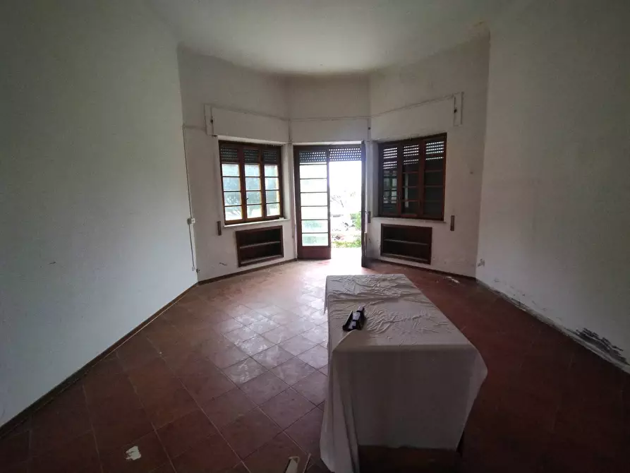 Immagine 7 di Villa in vendita  in via ugo foscolo 85 a Camaiore