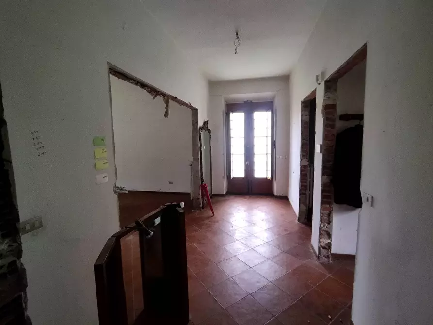 Immagine 9 di Villa in vendita  in via ugo foscolo 85 a Camaiore