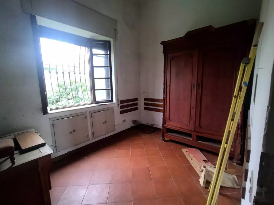 Immagine 11 di Villa in vendita  in via ugo foscolo 85 a Camaiore