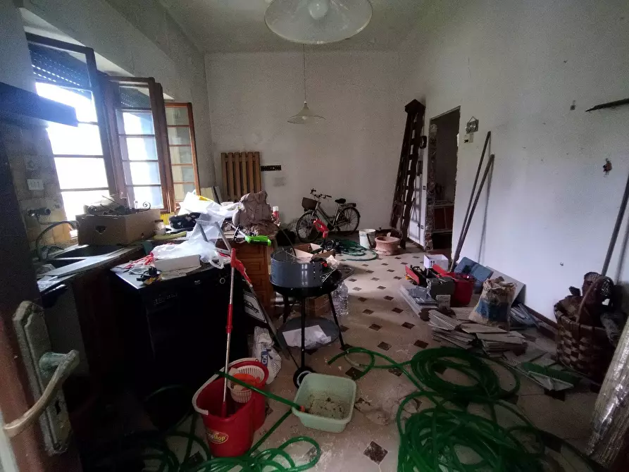 Immagine 12 di Villa in vendita  in via ugo foscolo 85 a Camaiore