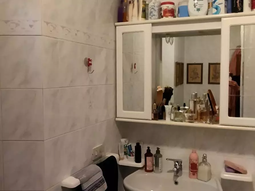 Immagine 18 di Casa indipendente in vendita  in via nuova 3111 a Camaiore