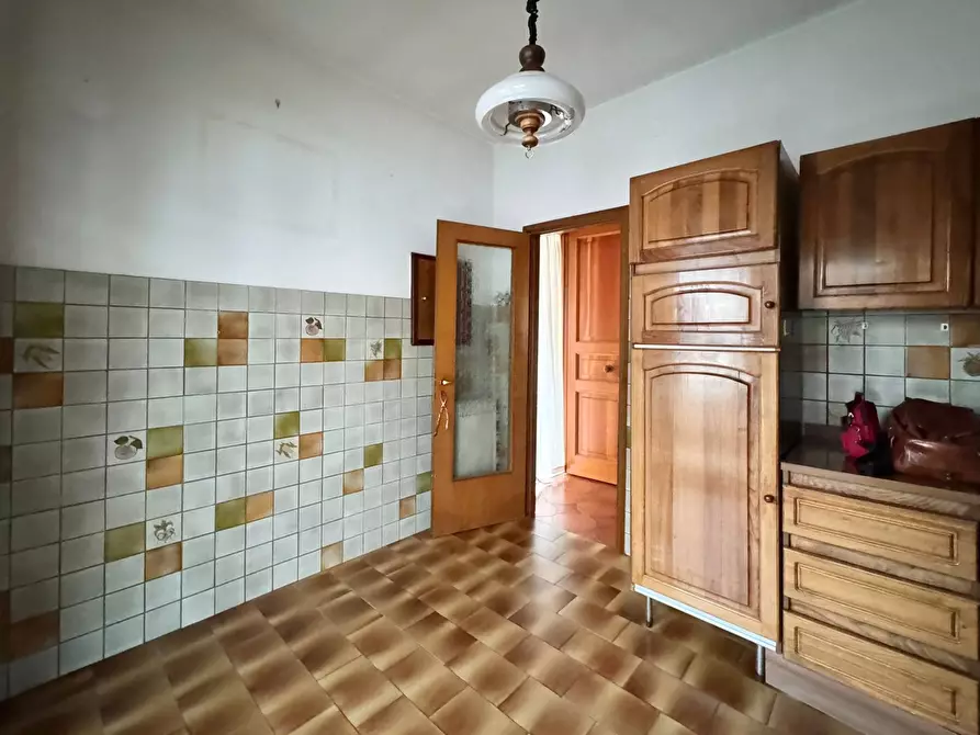 Immagine 9 di Villa in vendita  in via Marconi 350 a Viareggio