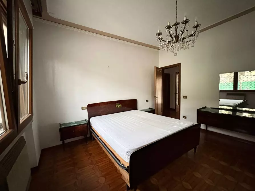 Immagine 15 di Villa in vendita  in via Marconi 350 a Viareggio