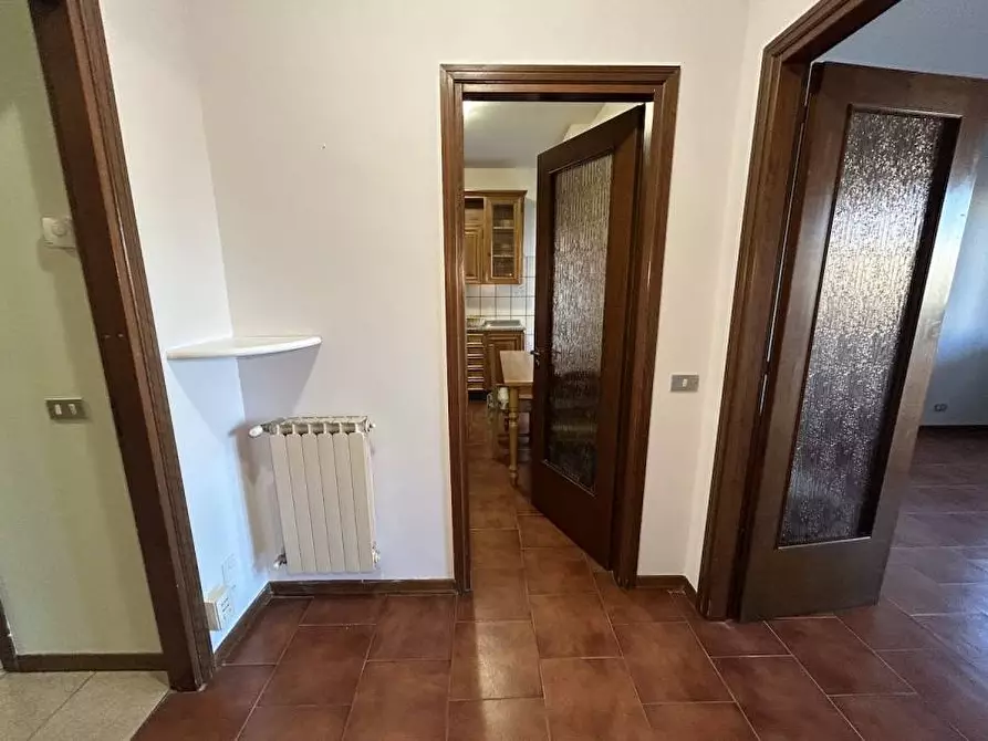 Immagine 11 di Appartamento in vendita  in via monte gabberi 1 a Viareggio