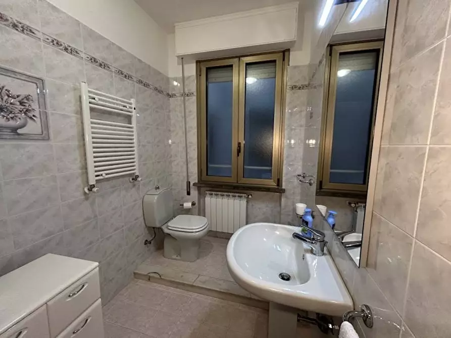 Immagine 14 di Appartamento in vendita  in via monte gabberi 1 a Viareggio