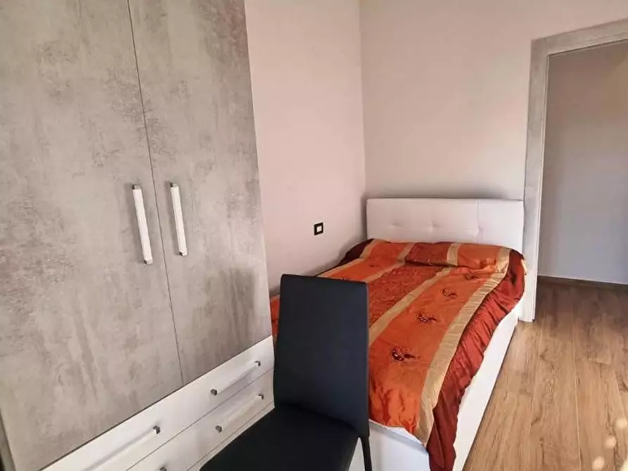 Immagine 13 di Appartamento in vendita  in via giulio cesare 33 a Viareggio
