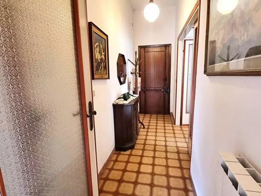 Immagine 10 di Appartamento in vendita  in via pisacane 95 a Viareggio