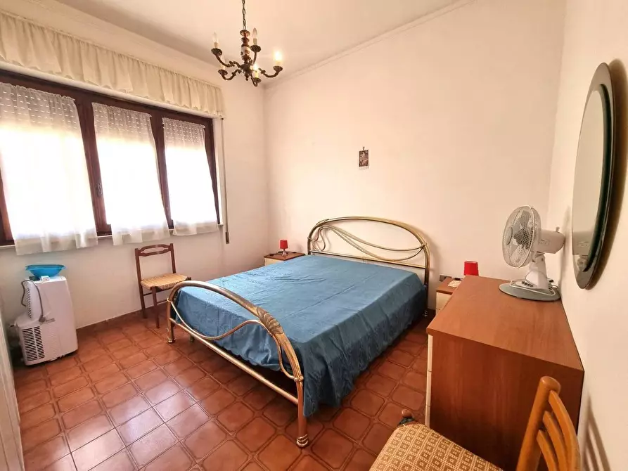 Immagine 17 di Appartamento in vendita  in via pisacane 95 a Viareggio