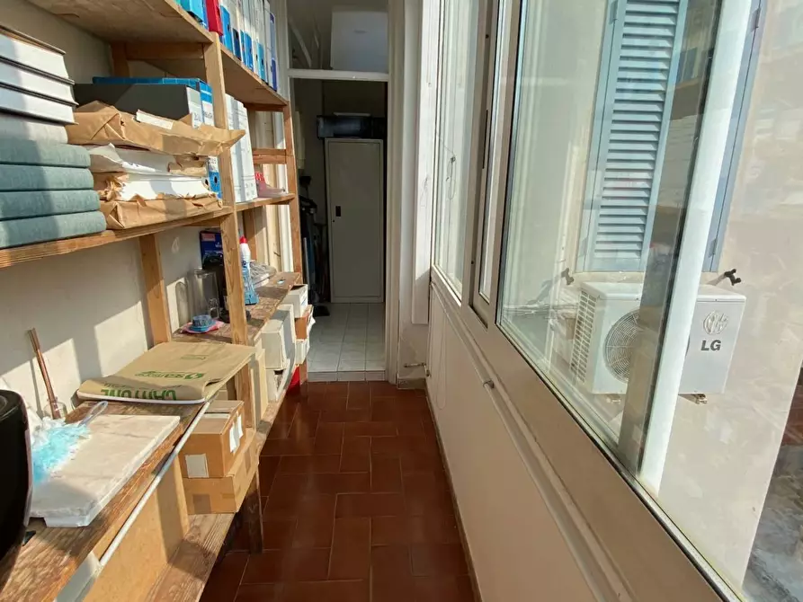 Immagine 30 di Appartamento in vendita  in viale carducci 28 a Viareggio
