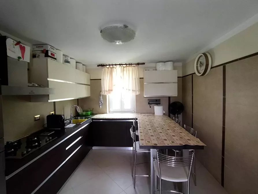 Immagine 19 di Villa in vendita  in via Fonda 65 a Camaiore