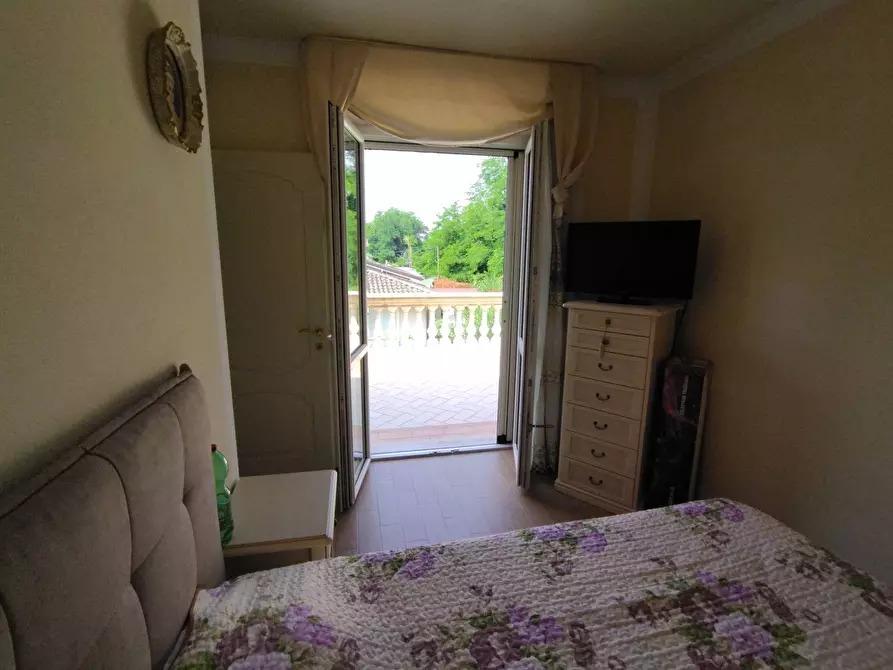 Immagine 30 di Villa in vendita  in via Fonda 65 a Camaiore