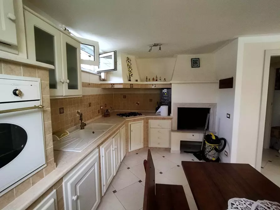 Immagine 45 di Villa in vendita  in via Fonda 65 a Camaiore