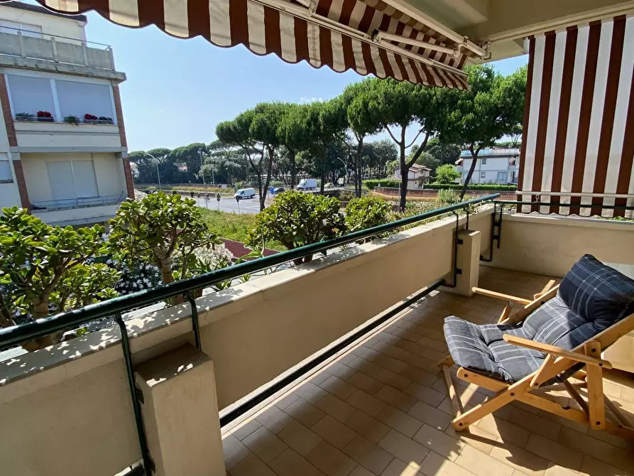 Immagine 11 di Attico in vendita  in via san giovanni bosco 195 a Viareggio