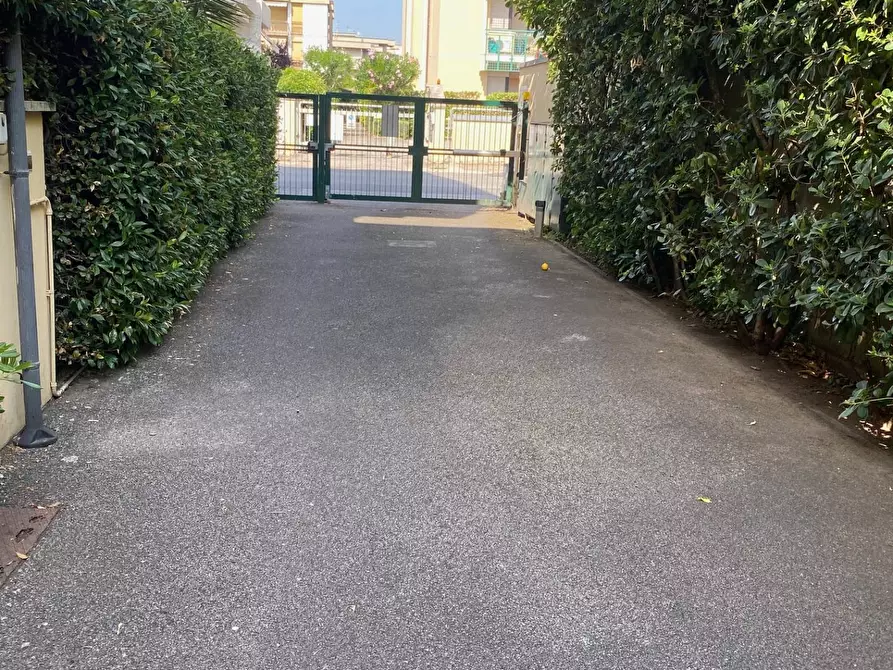 Immagine 37 di Attico in vendita  in via san giovanni bosco 195 a Viareggio
