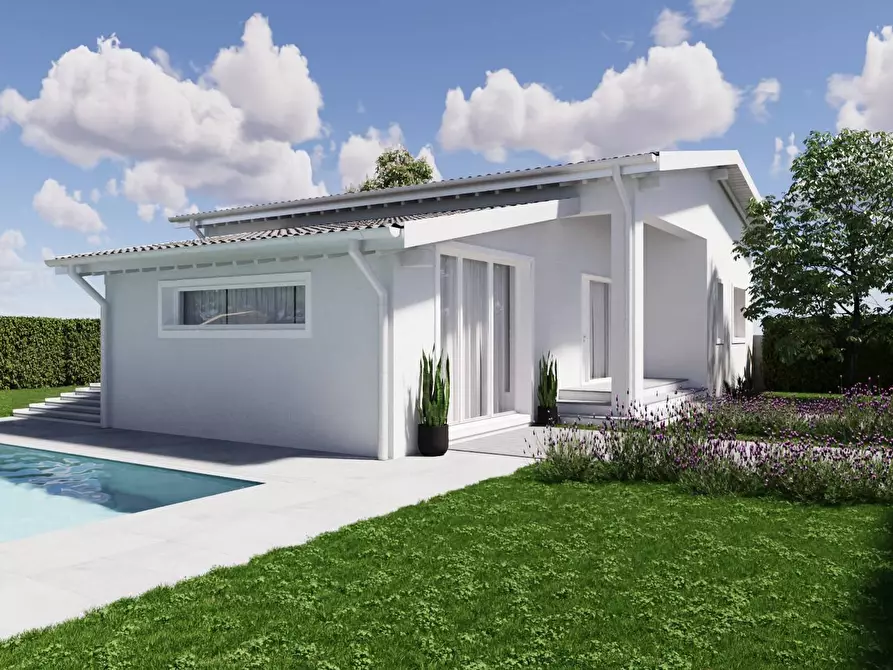 Immagine 2 di Villa in vendita  in via monte pania 23 a Pietrasanta