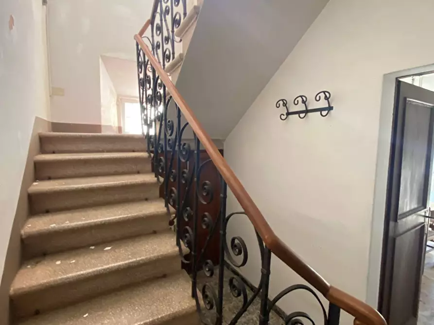 Immagine 13 di Rustico / casale in vendita  in via  torre a Lucca