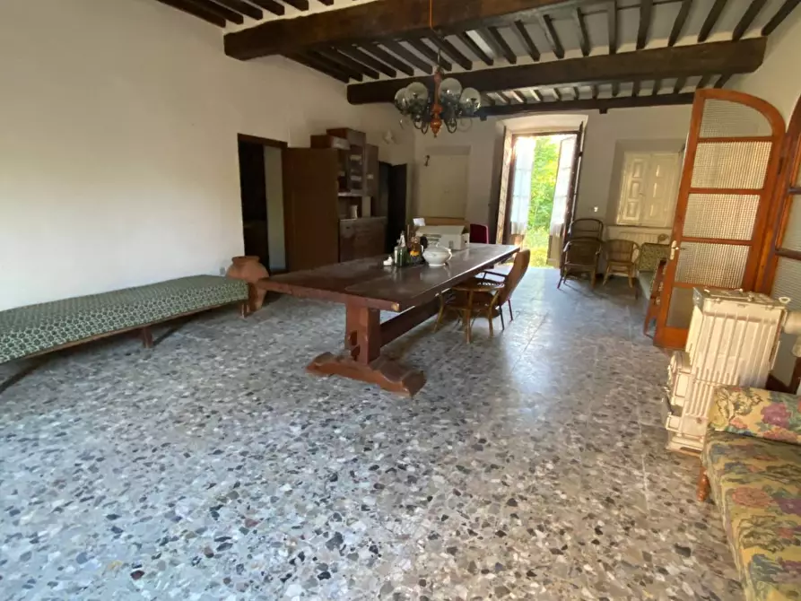 Immagine 14 di Rustico / casale in vendita  in via  torre a Lucca