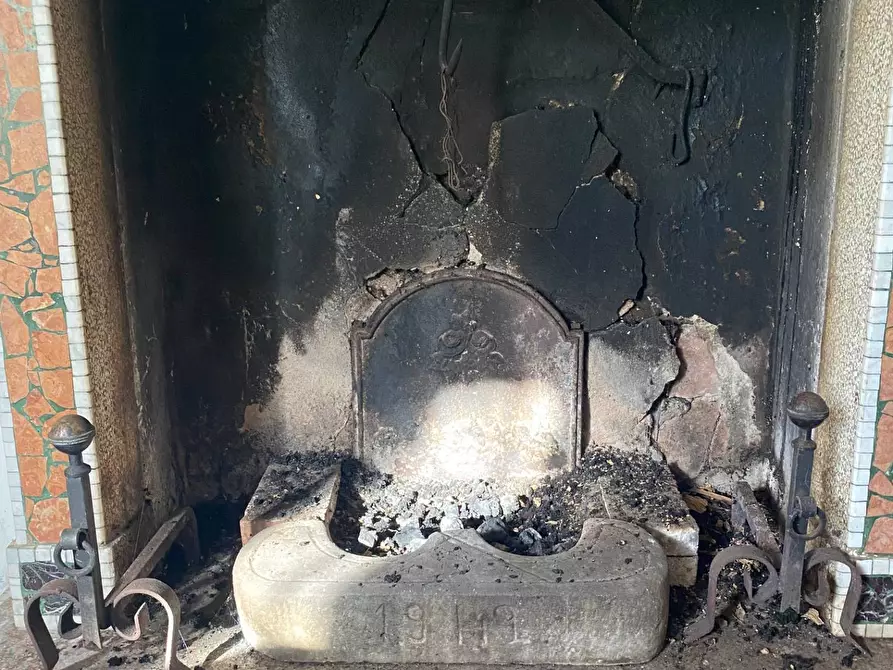 Immagine 15 di Rustico / casale in vendita  in via  torre a Lucca