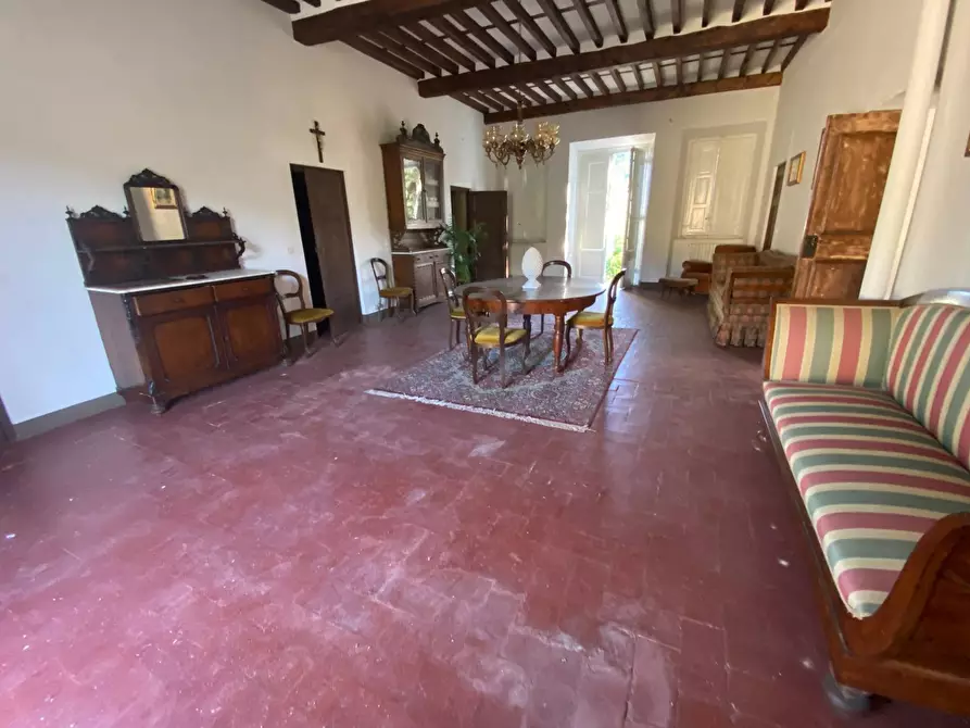 Immagine 23 di Rustico / casale in vendita  in via  torre a Lucca