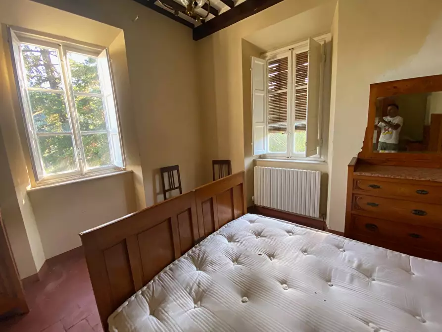 Immagine 35 di Rustico / casale in vendita  in via  torre a Lucca