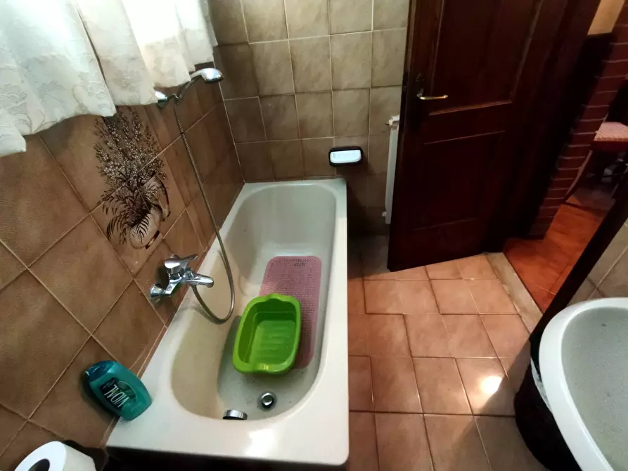 Immagine 10 di Appartamento in vendita  in via fornaci di cegio 31 a Camaiore