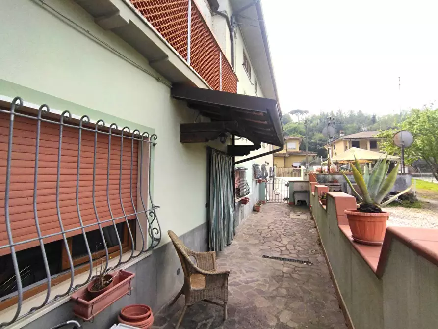 Immagine 12 di Appartamento in vendita  in via fornaci di cegio 31 a Camaiore