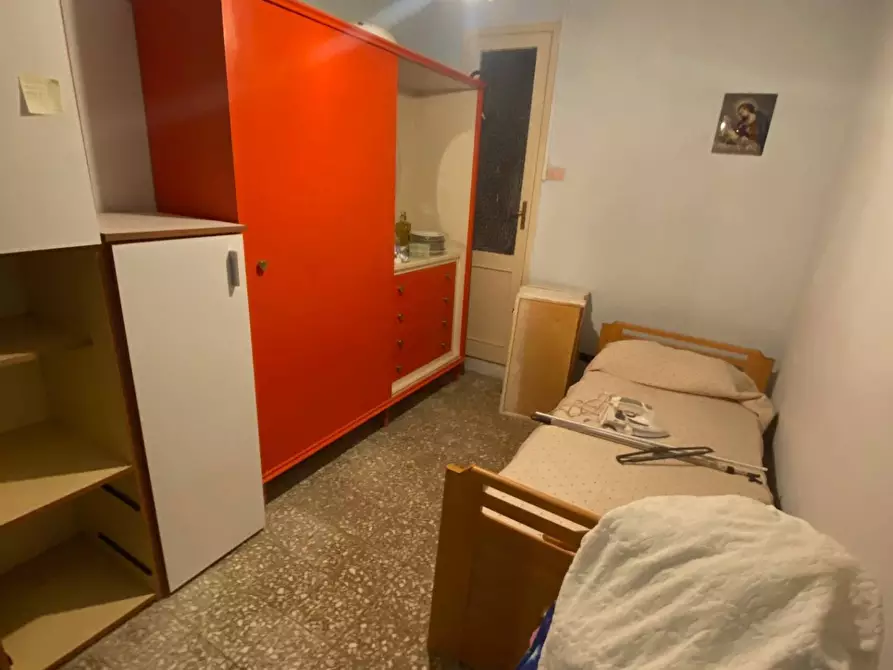 Immagine 4 di Capannone industriale in vendita  in via virgilio 33 a Viareggio