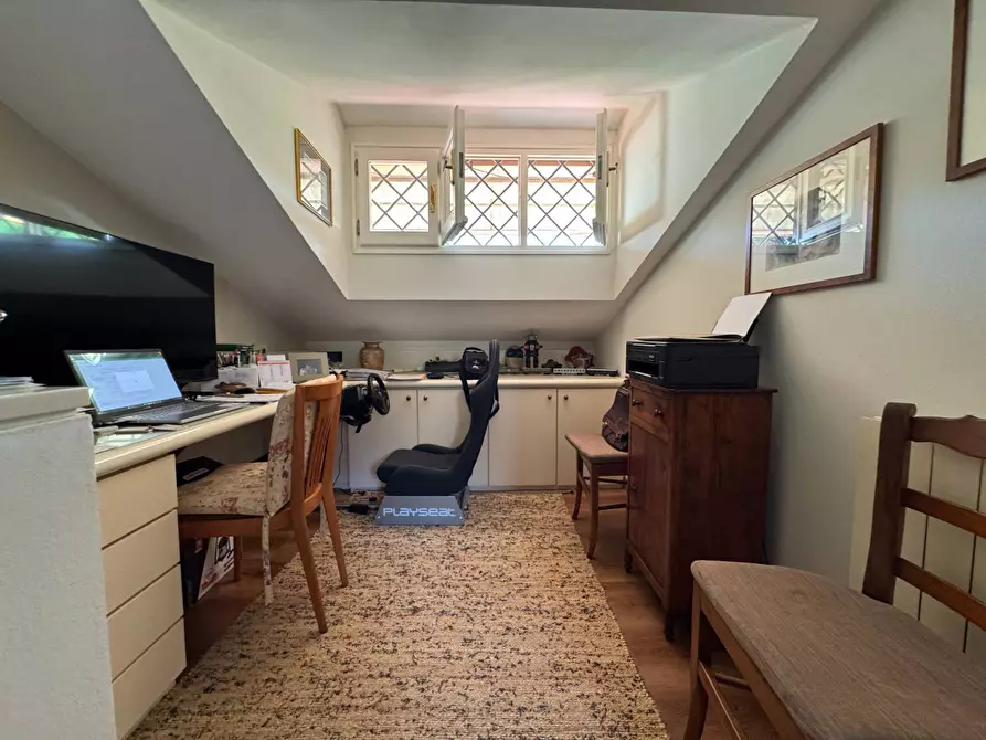 Immagine 30 di Villa in vendita  in via Carducci 25 a Camaiore