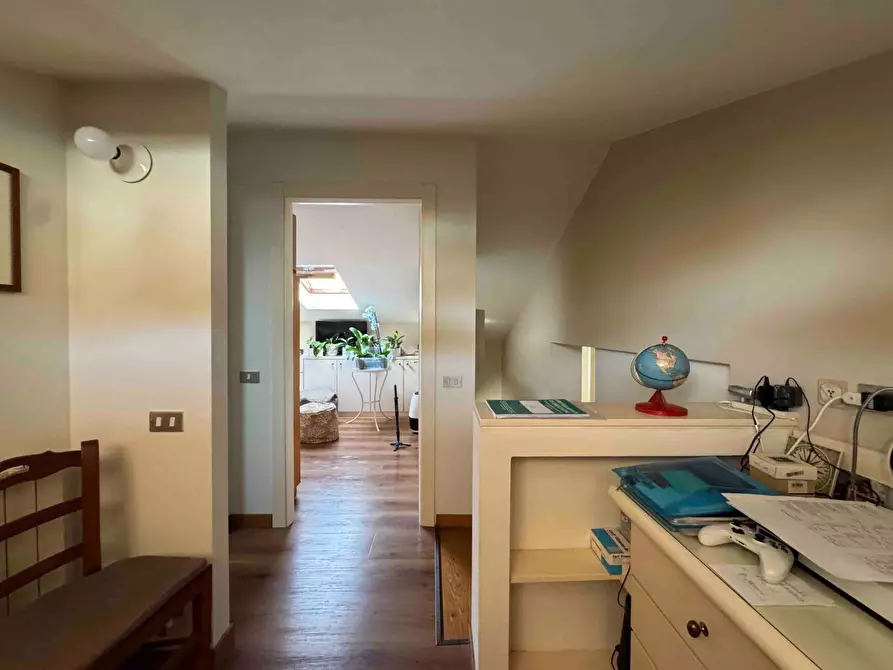 Immagine 32 di Villa in vendita  in via Carducci 25 a Camaiore