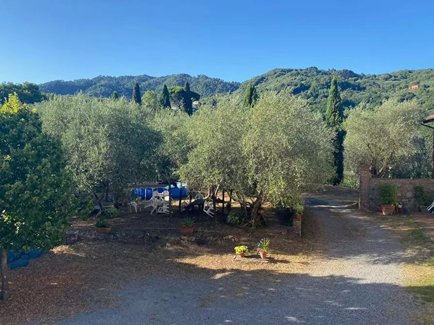 Immagine 22 di Rustico / casale in vendita  in via  torre a Lucca