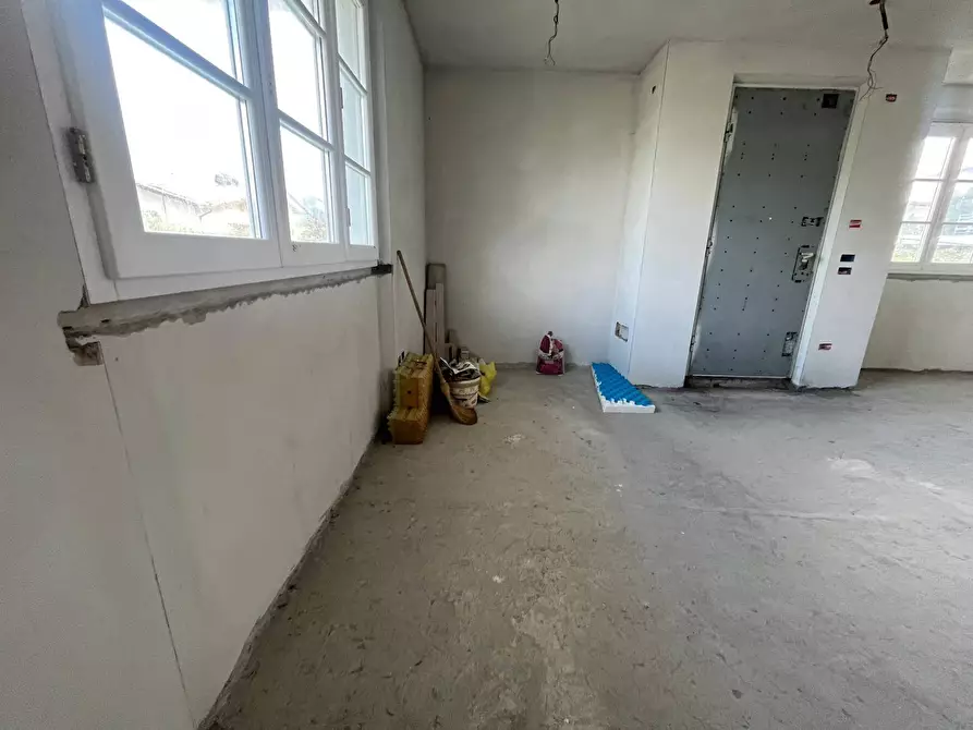 Immagine 11 di Villetta a schiera in vendita  in via euclide 13 a Camaiore