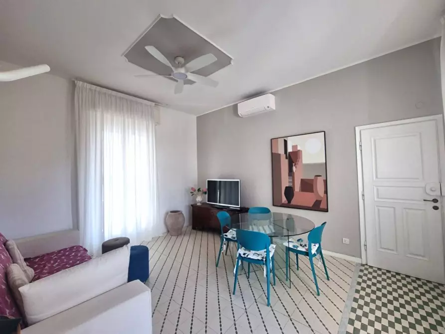 Immagine 5 di Appartamento in vendita  in via verdi 33 a Viareggio