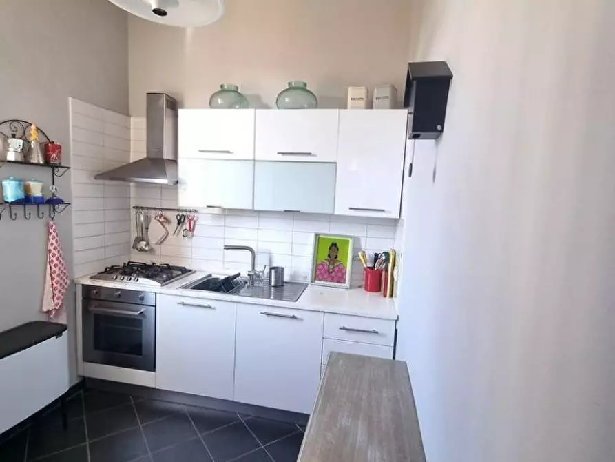 Immagine 10 di Appartamento in vendita  in via verdi 33 a Viareggio