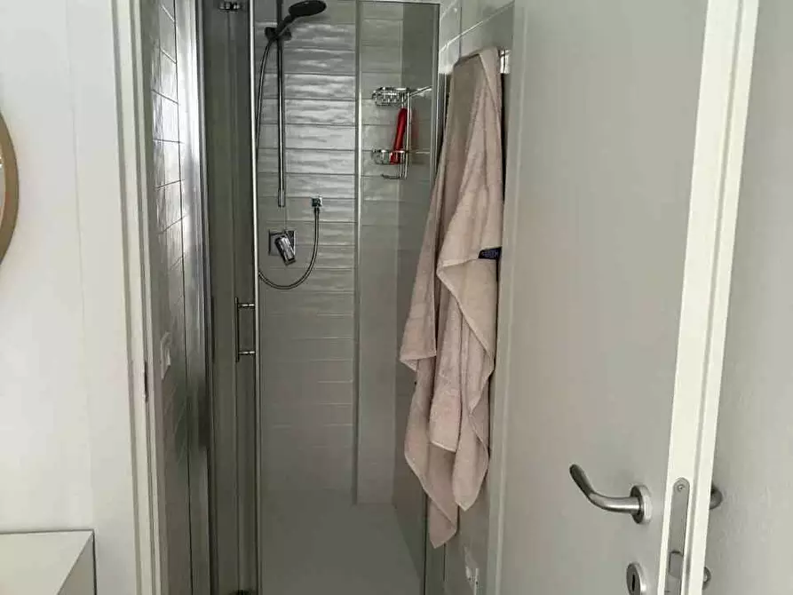 Immagine 8 di Appartamento in vendita  in corso Garibaldi 11 a Viareggio