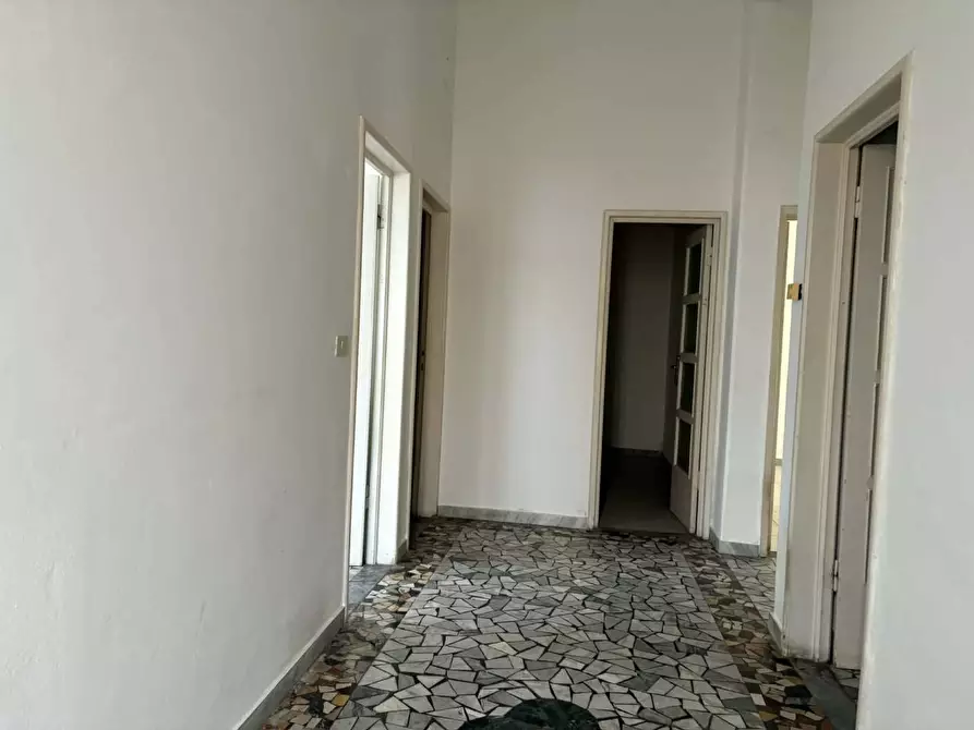 Immagine 6 di Appartamento in vendita  in Corso Garibaldi 211 a Viareggio