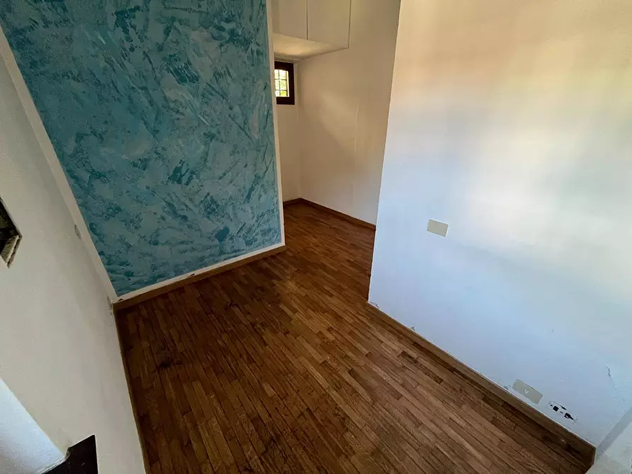 Immagine 15 di Casa indipendente in vendita  in via bonuccelli 33 a Camaiore